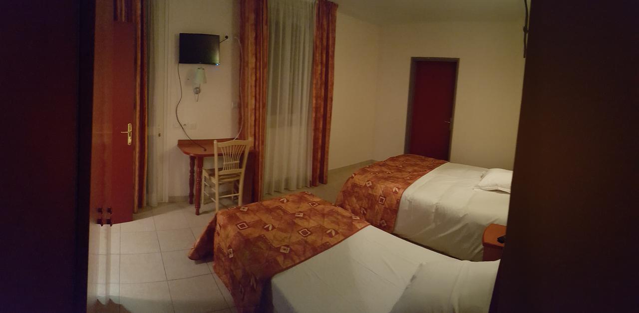 Auberge De Barret Sur Meouge Екстер'єр фото
