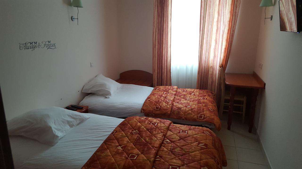 Auberge De Barret Sur Meouge Екстер'єр фото